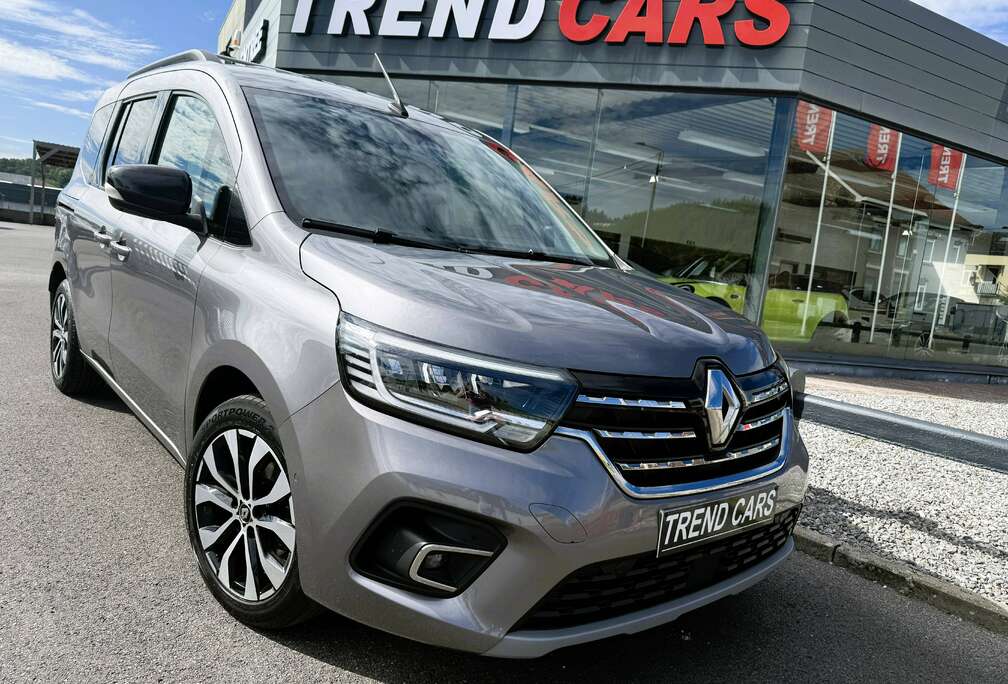 Renault 1.3 TCe Techno CAM KEYLESS LED NAVI