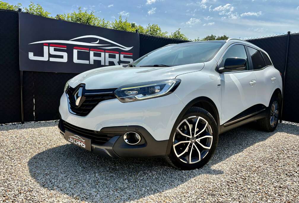 Renault 1.2i*GRAPHITE*TOIT PANO*GPS*CAMERA*CAR-PLAY*PDC*LED*