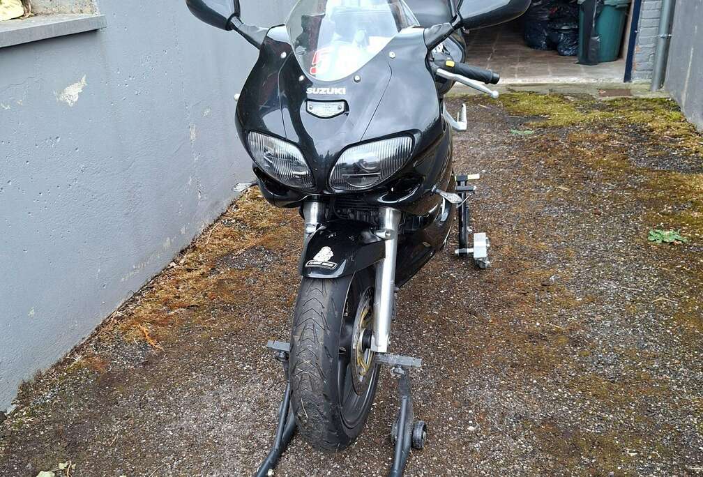 Suzuki S