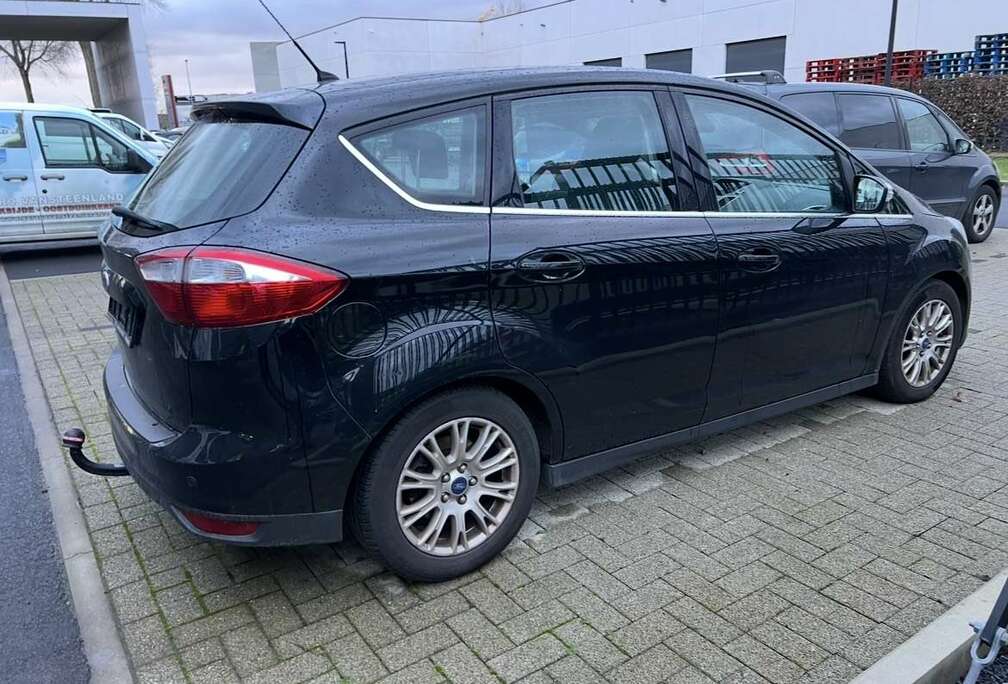 Ford 1.6 TDCI 115 FAP Titanium