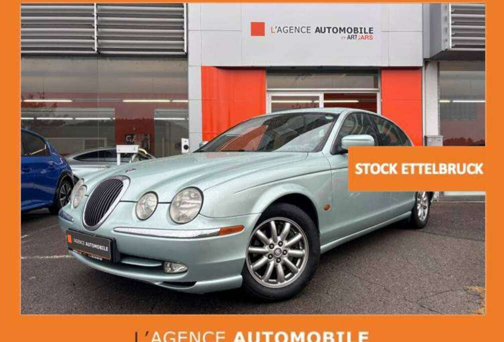 Jaguar S-Type 3.0 V6 Executive -