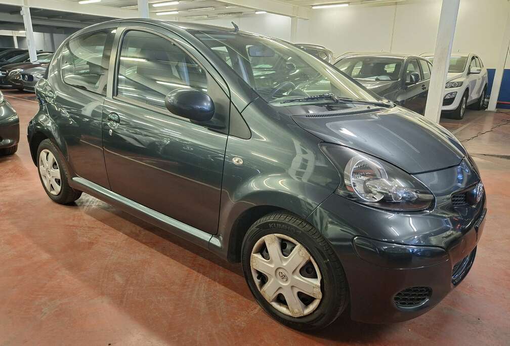 Toyota Aygo 1.0i VVT-i