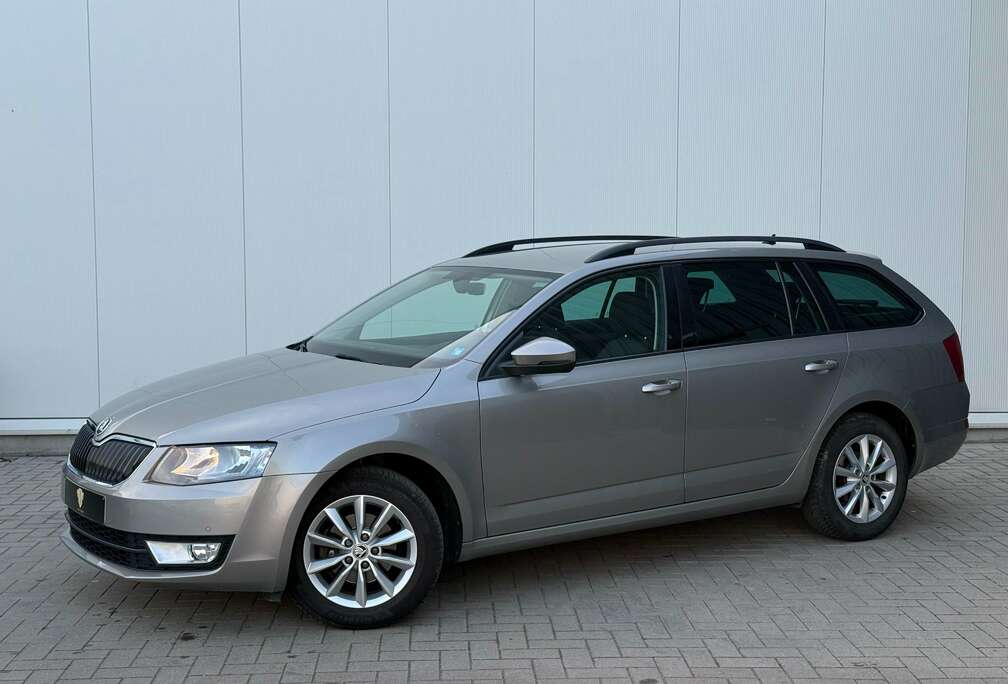 Skoda 1.6 TDI GARANTIE Airco Navi PDC Zetelverw 1.Eig