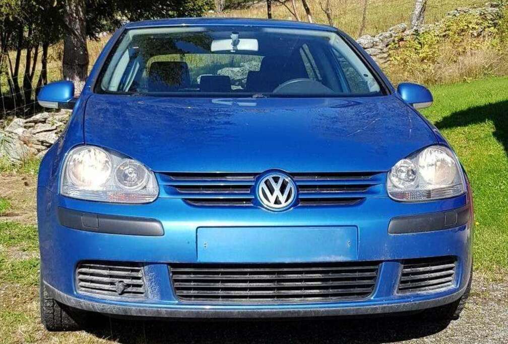 Volkswagen Golf 1.6i 16v FSI Comfortline 30 Years