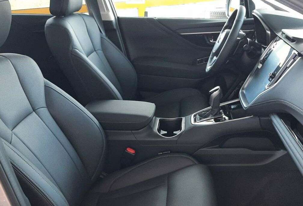 Subaru 2.5i PLATINUM=PREMIUM Mod\' 26*8 J.GARANTIE