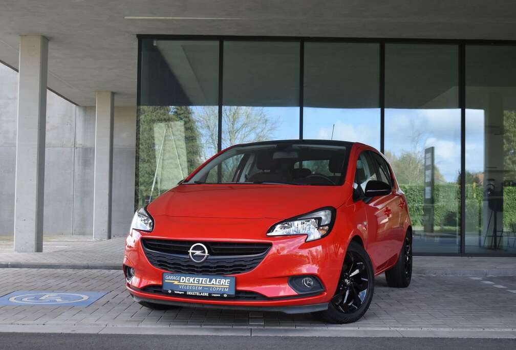 Opel 1.4 Black Edition Autmaat*Navi*CarPlay*Parkeersensoren