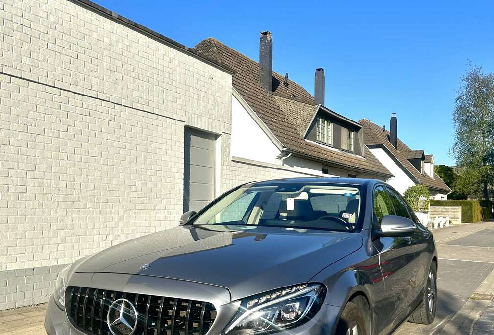 Mercedes-Benz (BlueTEC) d 7G-TRONIC Avantgarde