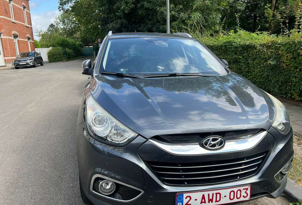 Hyundai 2.0i 2WD Lounge
