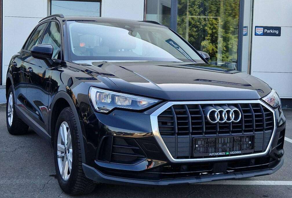 Audi Q3 35 TFSI Business Edition S-tronic .