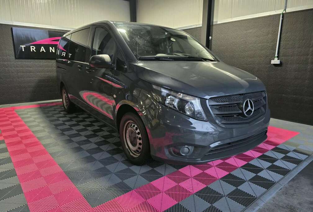 Mercedes-Benz 1.6 BlueTEC-8 places-Garantie 12 mois