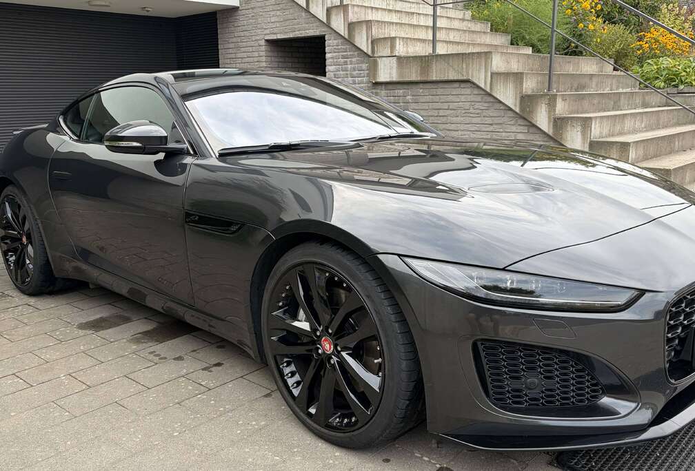 Jaguar F-Type Coupe 2.0 i4 P300 R-Dynamic