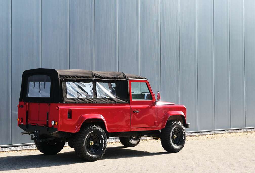 Land Rover 110