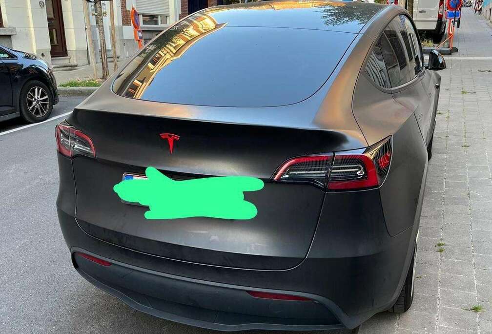 Tesla Model Y Standard