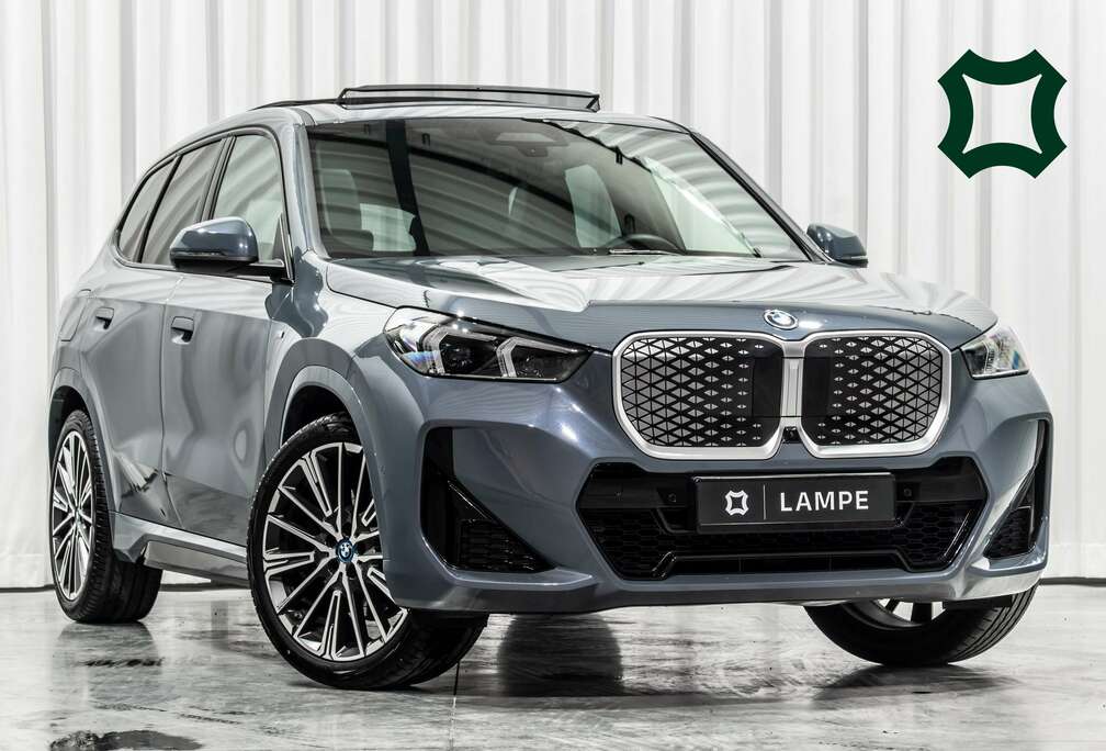 BMW xDrive30 M Sport Harman Kardon Pano Trekh HUD ACC