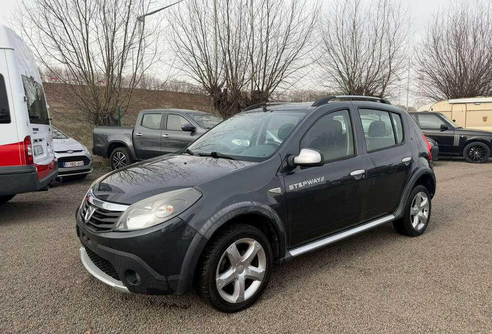 Dacia Sandero Stepway 1.6i Stepway / AIRCO /