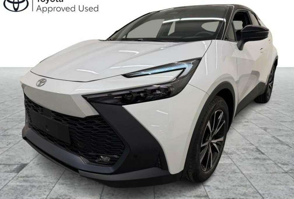 Toyota Plug-In + Dynamic + Tech Pack