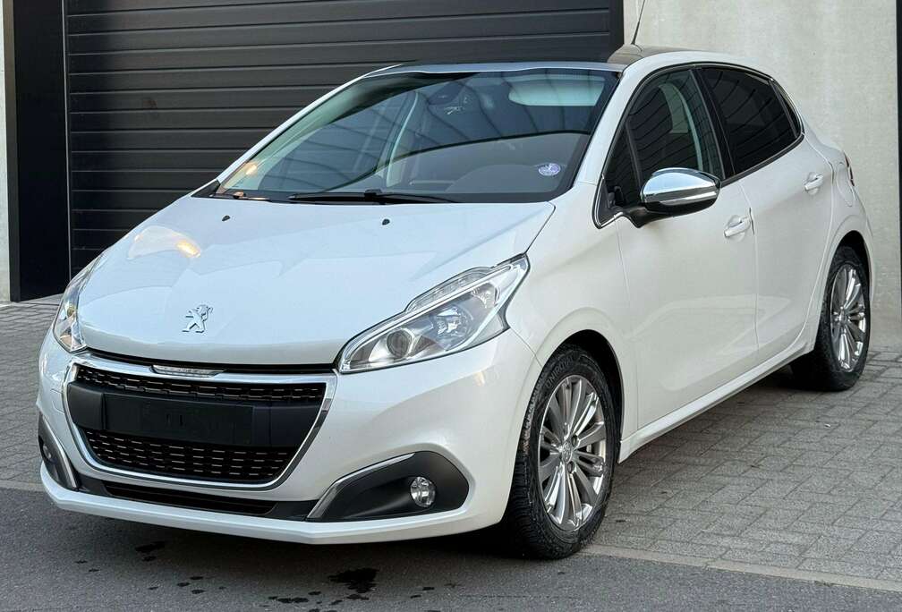 Peugeot 208 1.2 PureTech Allure S