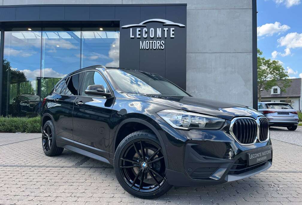 BMW X1 1.5iA sDrive18 Leder/Navigatie/Camera/Carplay/...!!