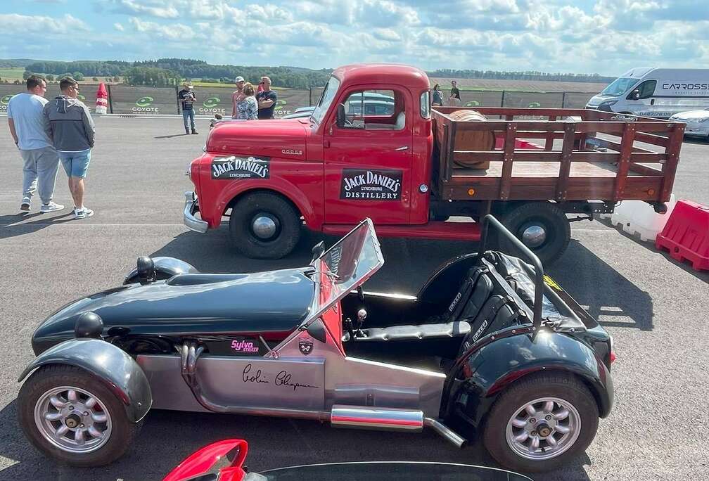 Andere  Sylva Striker