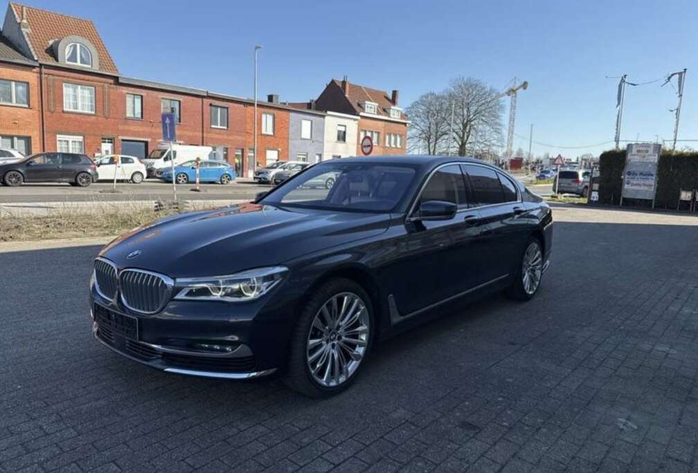 BMW BMW 730d x drive full optie 1 jaar garantie