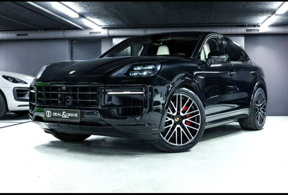 Porsche S COUPE E-HYBRIDSPORTDESIGNDISPLAYAHKFULL PPF