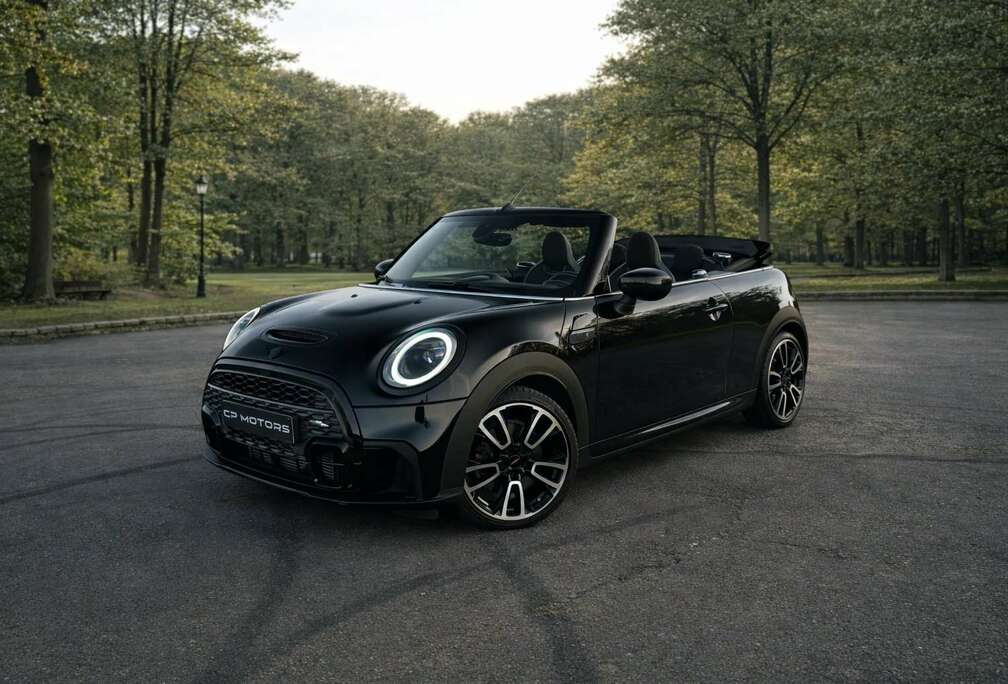 MINI JCW PAKKET  APPLE CARPLAY  AUTOMAAT  UNION JACK