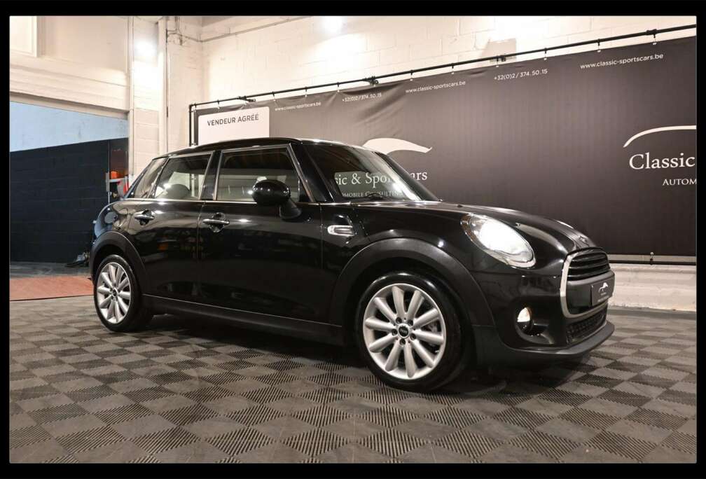 MINI Cooper 1.5 D 5 PORTES / 5 DEUREN PACK SPORT / GPS NAVI / TEL