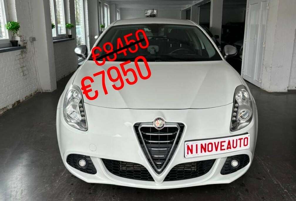 Alfa Romeo 1.6d JTD M-Jet Distinctiv Start*GPS Parkassist