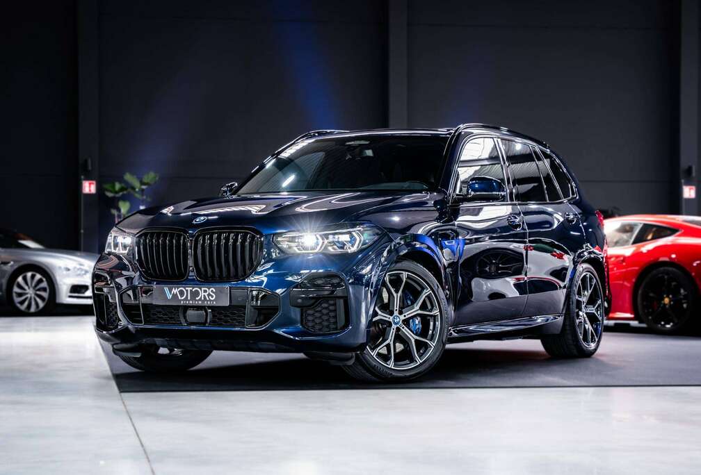 BMW xDrive45e - M Sport - HUD - Laser - Pano - Trekhaak - Driving Assistant Pro
