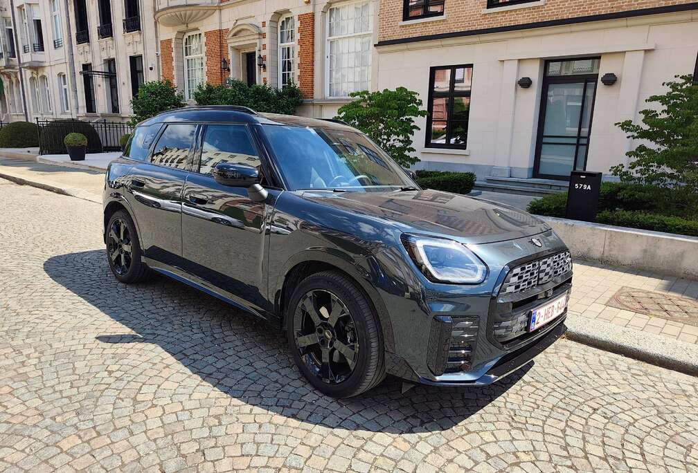 MINI John Cooper Works Trim