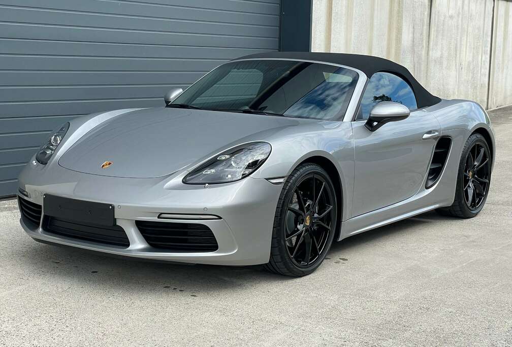 Porsche -2.0 Turbo PDK- 5150 km- Etat neuf-Chrono-PDLS