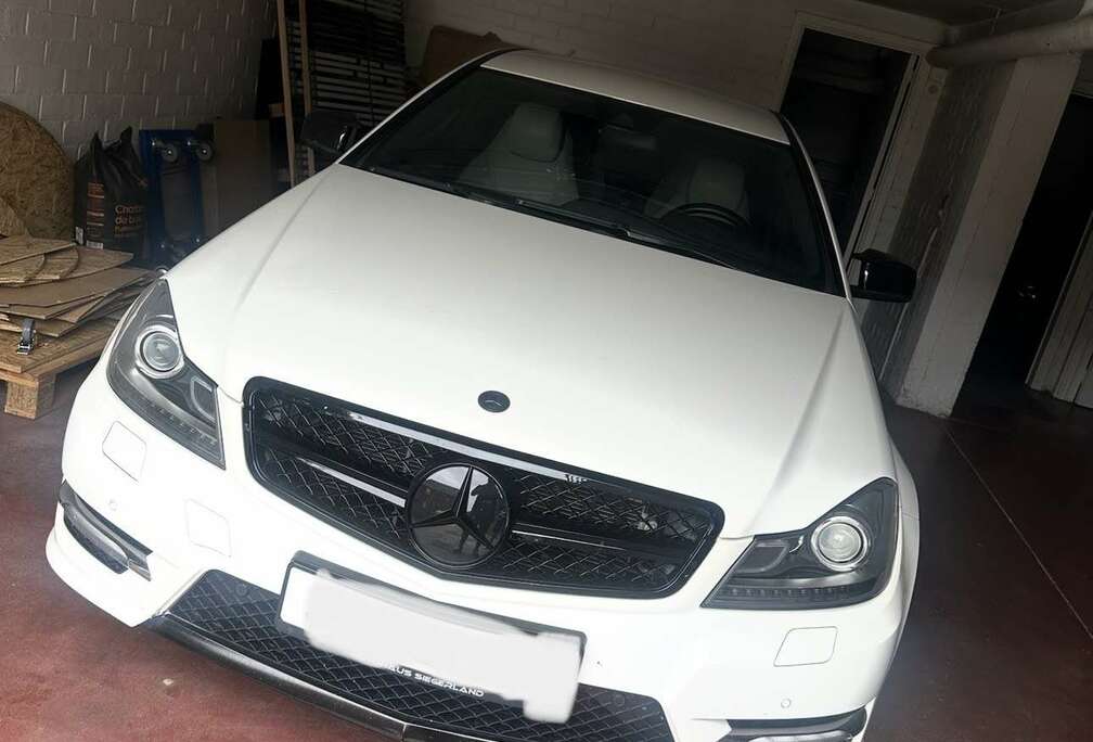 Mercedes-Benz Coupé Sport Amg