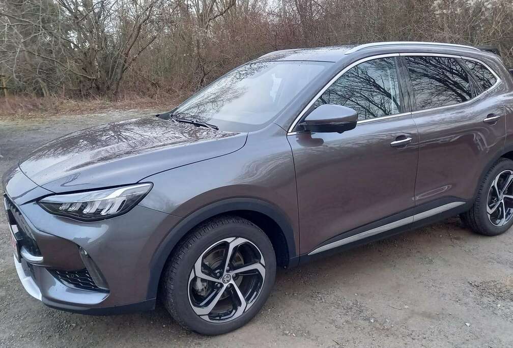 MG HS 1.5 T-GDi Luxury