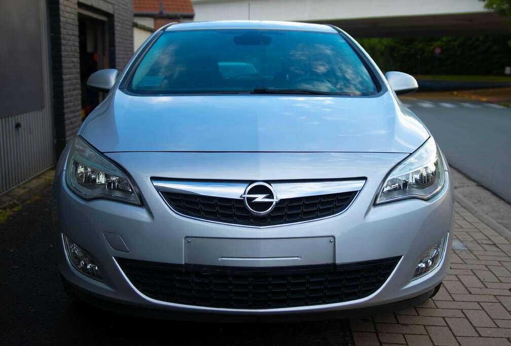 Opel Astra 1.4i