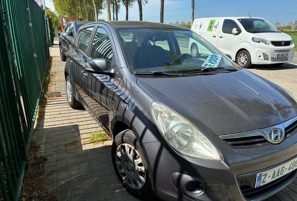 Hyundai 1.2i Lounge