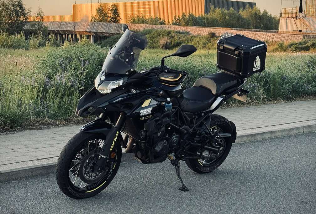 Trk 502x
