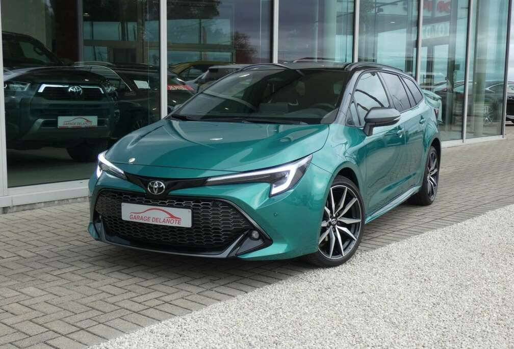Toyota Touring 1.8 Hybrid GR Sport +tech pack 140pk
