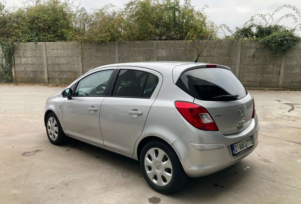 Opel 1.2 benzine 10/2010 met 102000km*Garantie*EURO 5*