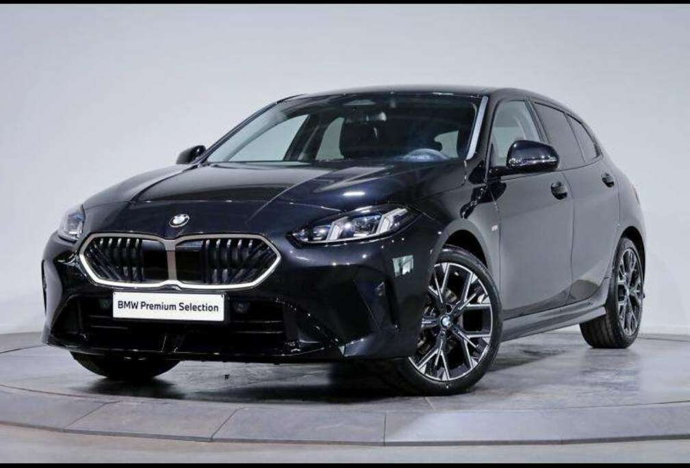 BMW Hatch M Sport Design