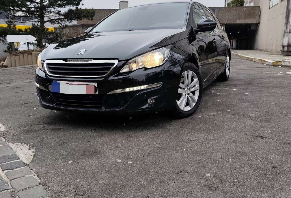 Peugeot SW 1.6 BlueHDi 120ch S&S EAT6 Style