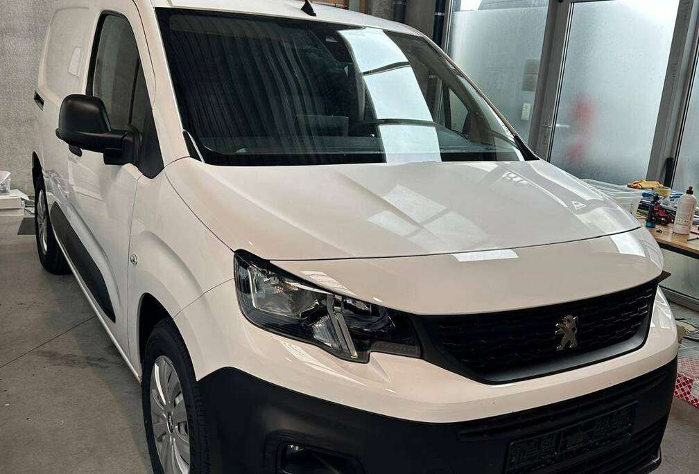 Peugeot 1.5 BlueHDi L1 STD Heavy Grip S/S(EU6.2)