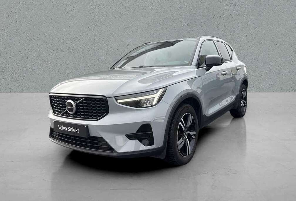 Volvo Plus Dark, B3 Mild hybrid, Benzine