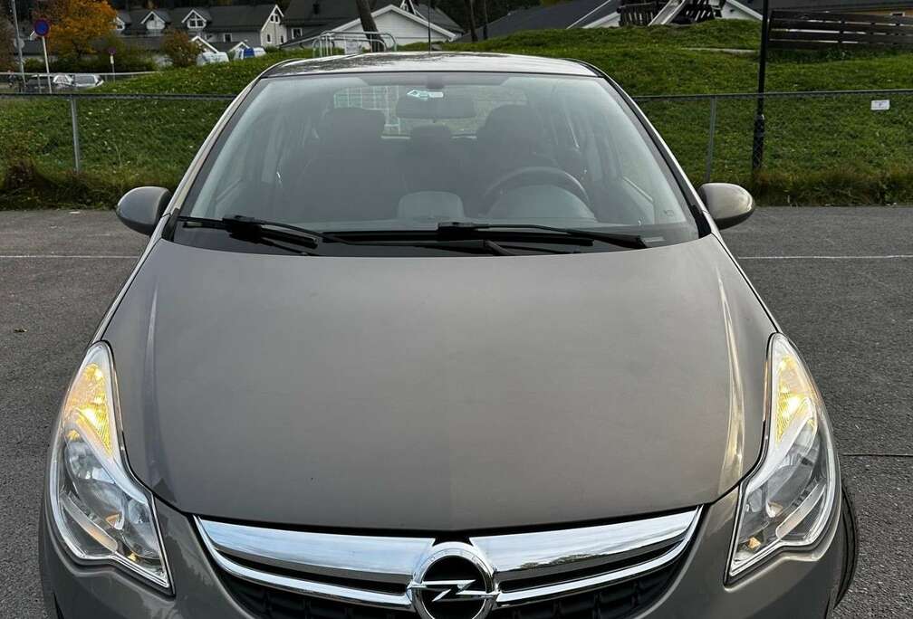 Opel 1.2 Twinport Cosmo