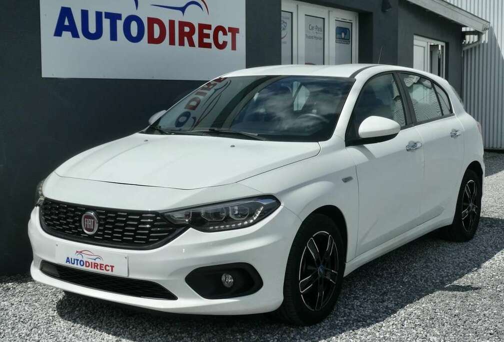 Fiat 1.4i Lounge Navi, Airco, Bluetooth, PDC **GARANTIE 1 JAAR**