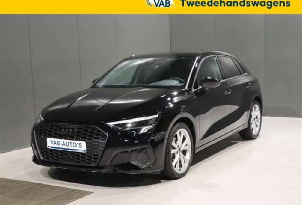 Audi sportback 30 tfsi attraction s-tronic