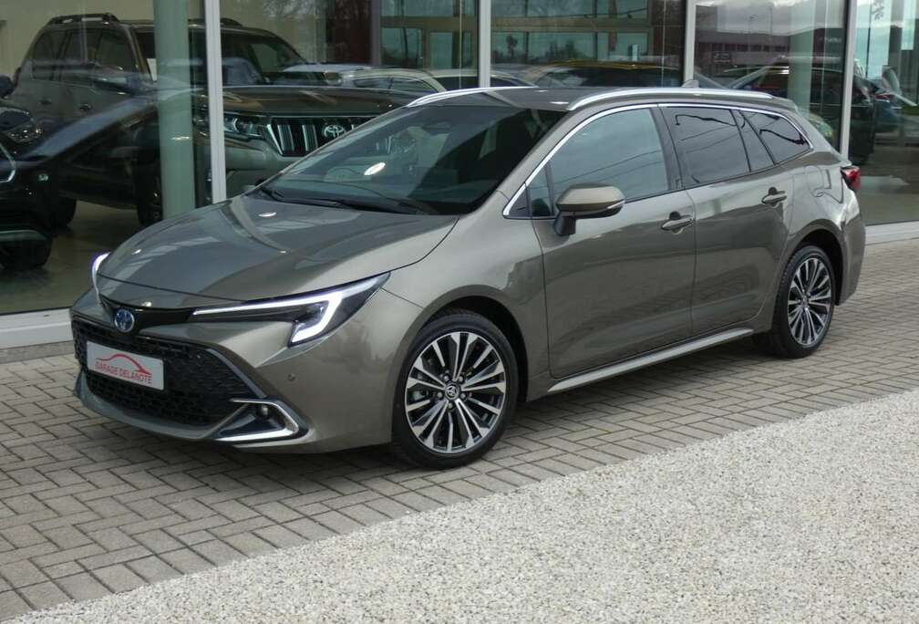Toyota TS 1.8 Hybrid STYLE 140pk FACELIFT+Zetelverwarming