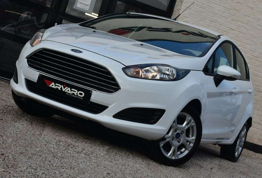 Ford 1.25i Facelift / Verw Zetels / Airco / Garantie