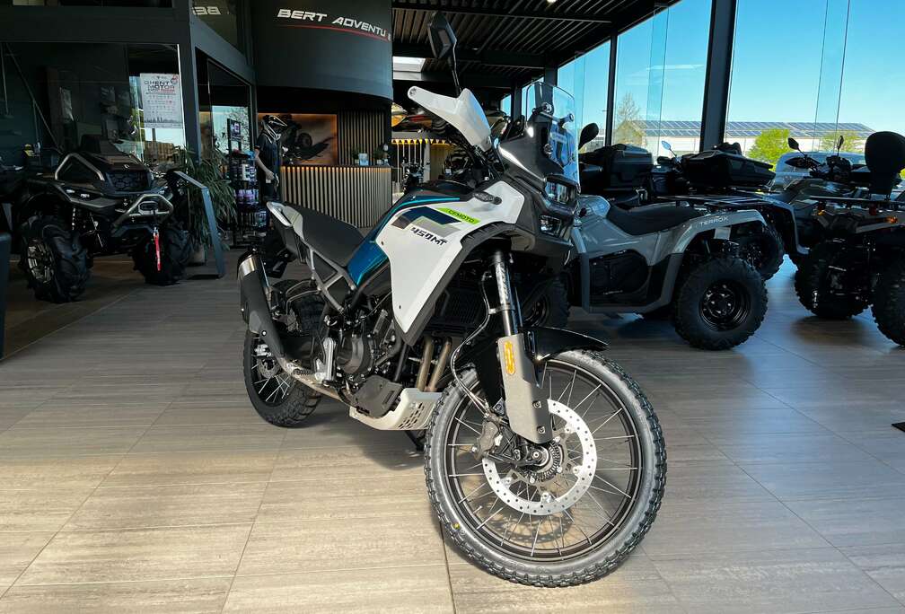 // NIEUWE KLEUR, MY26, IN STOCK!