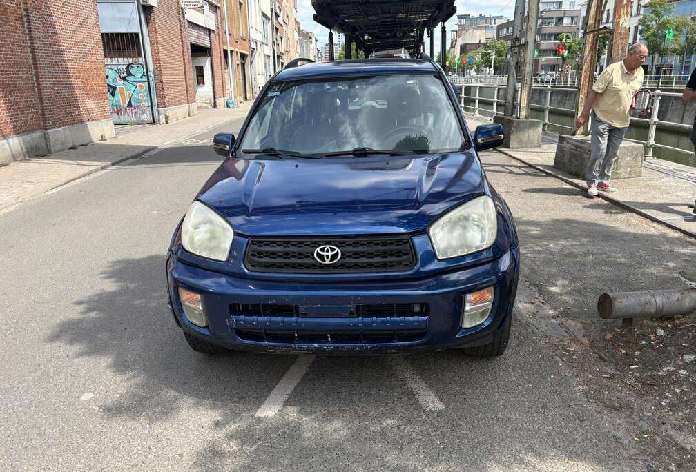 Toyota 2.0i 16v essence