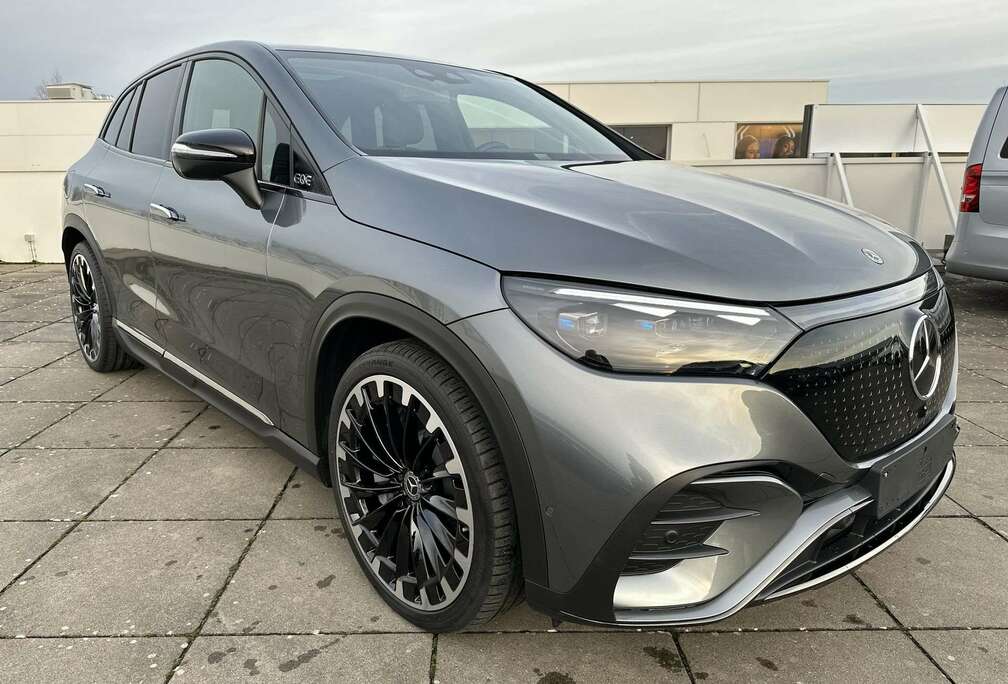 Mercedes-Benz 4M AMG/PANODAK/22\